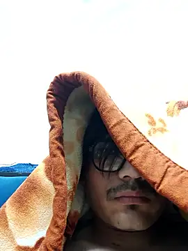 Snapshot of alex78265 chatting on 01/16/26, 07:18 alex78265 online show from 01/16/26, 07:18