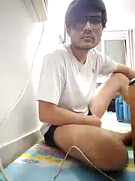 Snapshot of alex78265 chatting on 02/24/26, 06:28 alex78265 online show from 02/24/26, 06:28