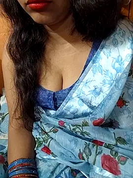 Diya 143 online show from 02/25/26, 04:00