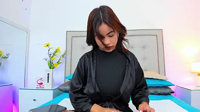 AnahiRivera online show from 01/17/25, 11:59