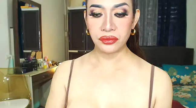 HugeKatarinaTS online show from 03/09/25, 01:04