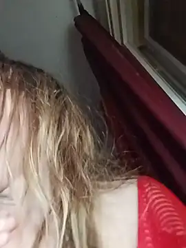 Snapshot of Dettybitch40 chatting on 02/07/26, 07:39 Dettybitch40 online show from 02/07/26, 07:39