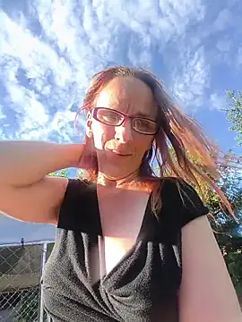 Dettybitch40 online show from 05/11/26, 04:04