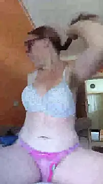 Dettybitch40 online show from 07/13/26, 11:02