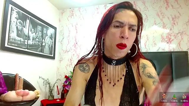 Snapshot of VanessaWolf chatting on 10/11/25, 02:37 VanessaWolf online show from 10/11/25, 02:37