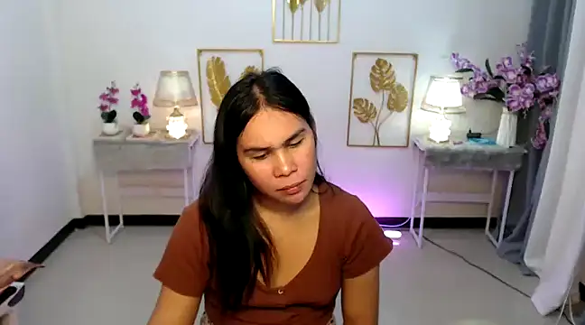 Snapshot of Asian_flabby chatting on 12/17/24, 06:24 Asian flabby online show from 12/17/24, 06:24