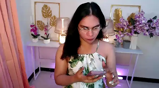 Snapshot of Asian_flabby chatting on 01/08/25, 09:34 Asian flabby online show from 01/08/25, 09:34