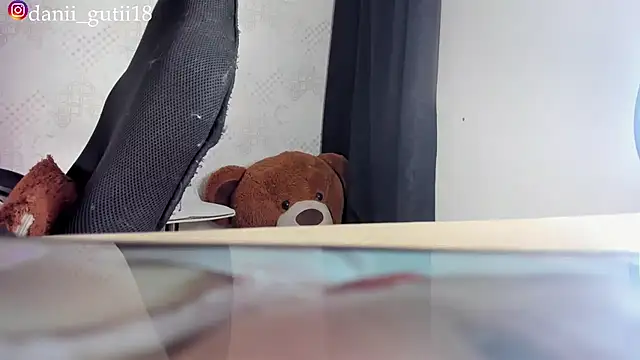 Snapshot of dani_rosee chatting on 11/05/25, 07:30 dani rosee online show from 11/05/25, 07:30