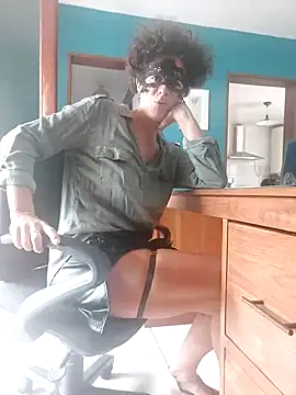 LightedWoman online show from 02/10/25, 05:14