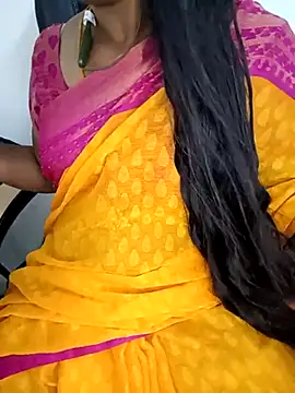 Snapshot of Tamil-hotwife chatting on 02/18/25, 04:04 Tamil-hotwife online show from 02/18/25, 04:04