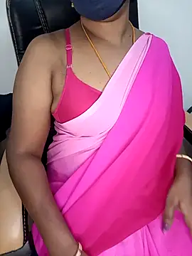 Snapshot of Tamil-hotwife chatting on 02/18/25, 04:37 Tamil-hotwife online show from 02/18/25, 04:37