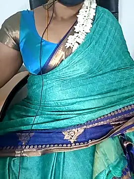 Snapshot of Tamil-hotwife chatting on 02/21/25, 06:15 Tamil-hotwife online show from 02/21/25, 06:15