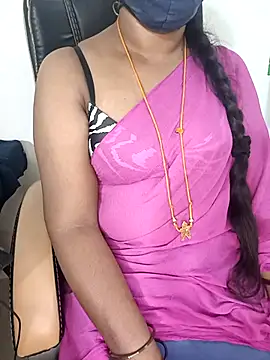 Snapshot of Tamil-hotwife chatting on 02/26/25, 03:53 Tamil-hotwife online show from 02/26/25, 03:53