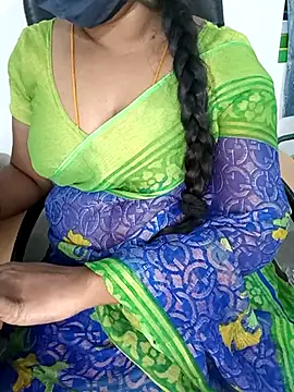 Snapshot of Tamil-hotwife chatting on 02/26/25, 06:21 Tamil-hotwife online show from 02/26/25, 06:21