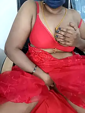 Snapshot of Tamil-hotwife chatting on 02/28/25, 07:35 Tamil-hotwife online show from 02/28/25, 07:35
