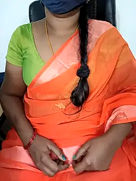 Snapshot of Tamil-hotwife chatting on 03/07/25, 01:53 Tamil-hotwife online show from 03/07/25, 01:53
