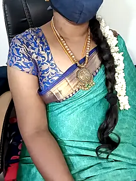 Snapshot of Tamil-hotwife chatting on 03/13/25, 06:45 Tamil-hotwife online show from 03/13/25, 06:45