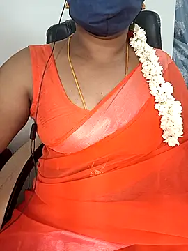 Snapshot of Tamil-hotwife chatting on 10/15/25, 04:51 Tamil-hotwife online show from 10/15/25, 04:51