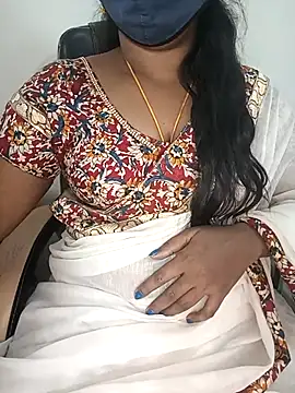 Snapshot of Tamil-hotwife chatting on 12/16/25, 05:18 Tamil-hotwife online show from 12/16/25, 05:18