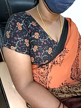 Tamil-hotwife online show from 03/03/26, 08:53