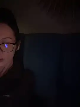 Snapshot of Fiona_Kent_ chatting on 12/06/24, 04:14 Fiona Kent online show from 12/06/24, 04:14