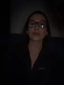 Snapshot of Fiona_Kent_ chatting on 02/18/25, 03:10 Fiona Kent online show from 02/18/25, 03:10