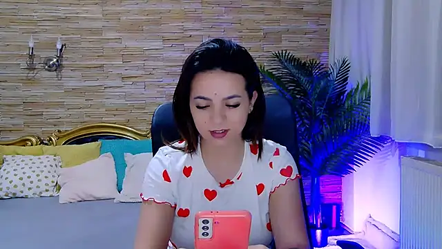 PlayfulElla online show from 02/21/25, 08:40