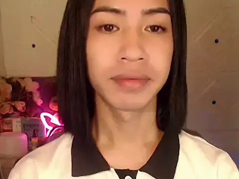 Snapshot of Lemonadexxx chatting on 03/04/25, 02:17 Lemonadexxx online show from 03/04/25, 02:17