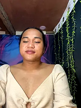 bettina love online show from 12/03/25, 03:43