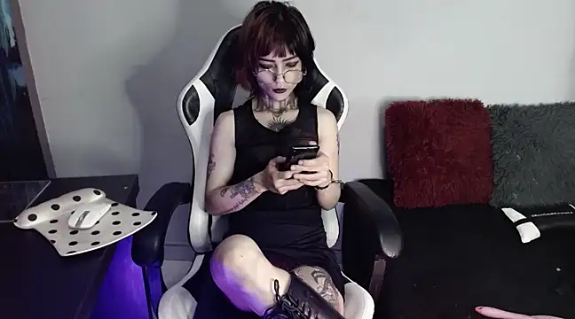 Snapshot of Ardat_Lili69 chatting on 01/10/25, 12:47 Ardat Lili69 online show from 01/10/25, 12:47