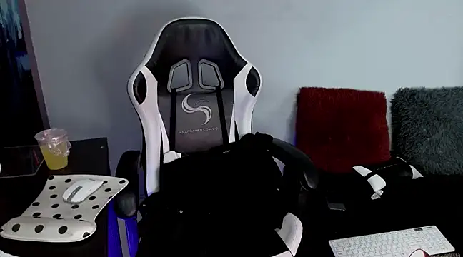 Snapshot of Ardat_Lili69 chatting on 01/11/25, 04:46 Ardat Lili69 online show from 01/11/25, 04:46