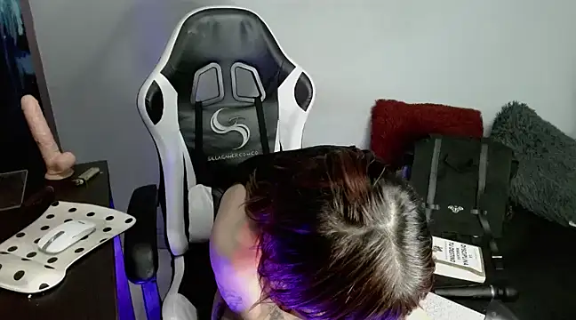 Snapshot of Ardat_Lili69 chatting on 01/14/25, 03:36 Ardat Lili69 online show from 01/14/25, 03:36