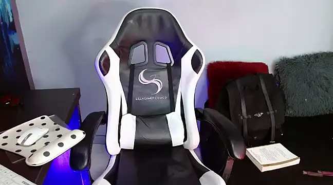 Snapshot of Ardat_Lili69 chatting on 01/23/25, 12:30 Ardat Lili69 online show from 01/23/25, 12:30