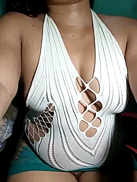 Snapshot of lexilicious_69 chatting on 02/15/26, 03:36 lexilicious 69 online show from 02/15/26, 03:36