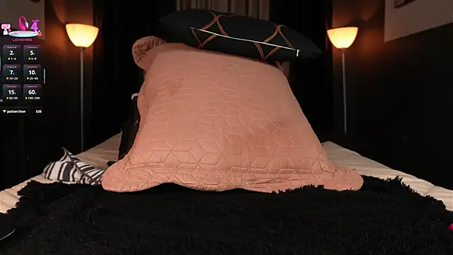 Snapshot of Emilyjhonson_01 chatting on 10/01/25, 02:06 Emilyjhonson 01 online show from 10/01/25, 02:06