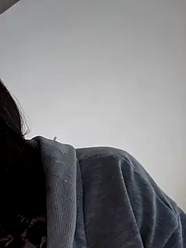 Snapshot of Goldenlace chatting on 02/18/25, 09:21 Goldenlace online show from 02/18/25, 09:21