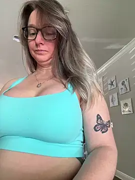 Vivian MayXxX online show from 03/12/25, 08:10