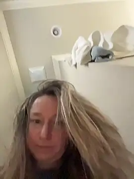 Vivian MayXxX online show from 11/23/25, 07:57