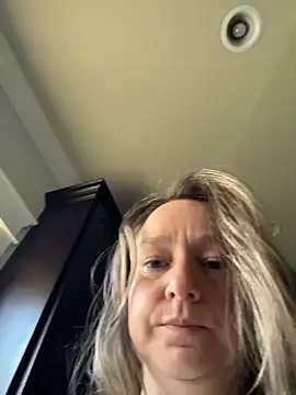 Vivian MayXxX online show from 11/29/25, 01:36