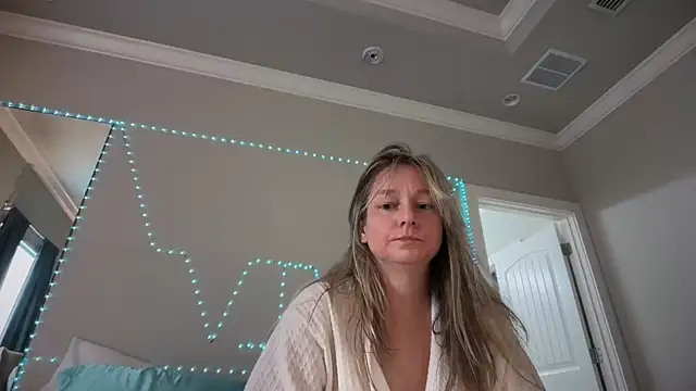 Vivian MayXxX online show from 04/02/26, 07:22