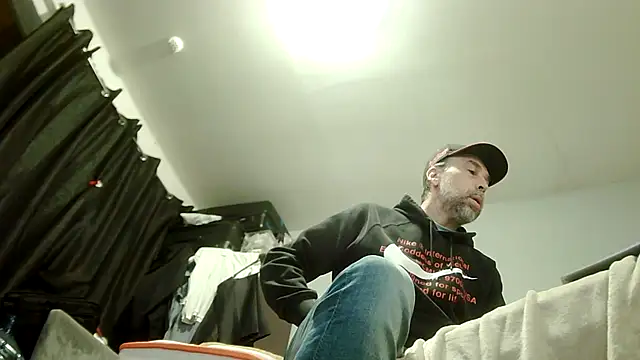 Wolfeman74 online show from 02/15/26, 02:58