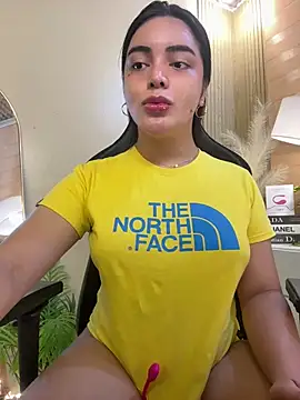 Snapshot of HotstuffCherrySummer chatting on 02/23/25, 06:17 HotstuffCherrySummer online show from 02/23/25, 06:17