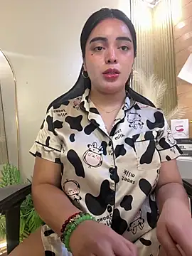 Snapshot of HotstuffCherrySummer chatting on 02/26/25, 09:21 HotstuffCherrySummer online show from 02/26/25, 09:21