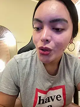 HotstuffCherrySummer online show from 12/21/25, 10:22