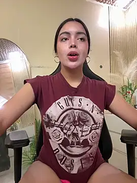 HotstuffCherrySummer online show from 04/14/26, 10:32