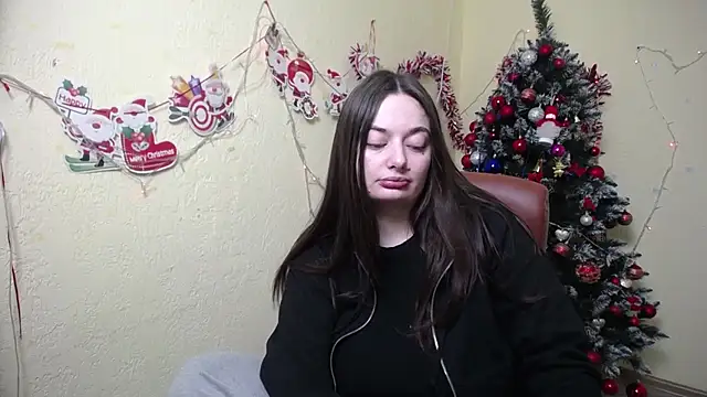 Snapshot of MilanaPrice chatting on 12/23/24, 07:30 MilanaPrice online show from 12/23/24, 07:30