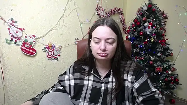 Snapshot of MilanaPrice chatting on 12/27/24, 06:20 MilanaPrice online show from 12/27/24, 06:20