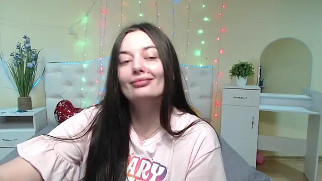 Snapshot of MilanaPrice chatting on 01/26/25, 06:37 MilanaPrice online show from 01/26/25, 06:37