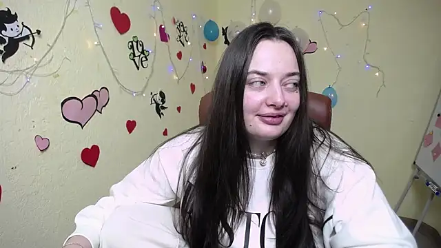 Snapshot of MilanaPrice chatting on 02/05/25, 06:26 MilanaPrice online show from 02/05/25, 06:26