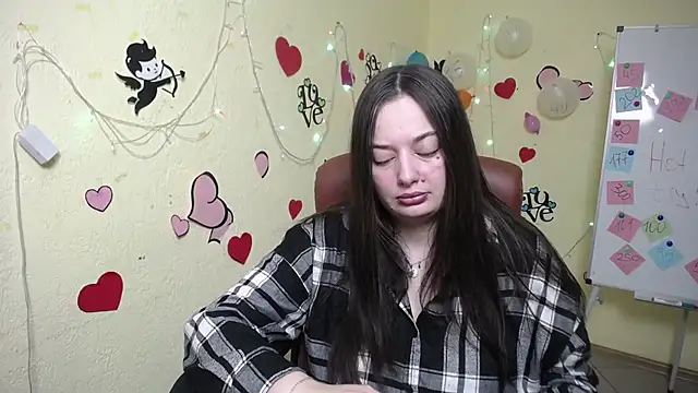 Snapshot of MilanaPrice chatting on 02/11/25, 06:22 MilanaPrice online show from 02/11/25, 06:22